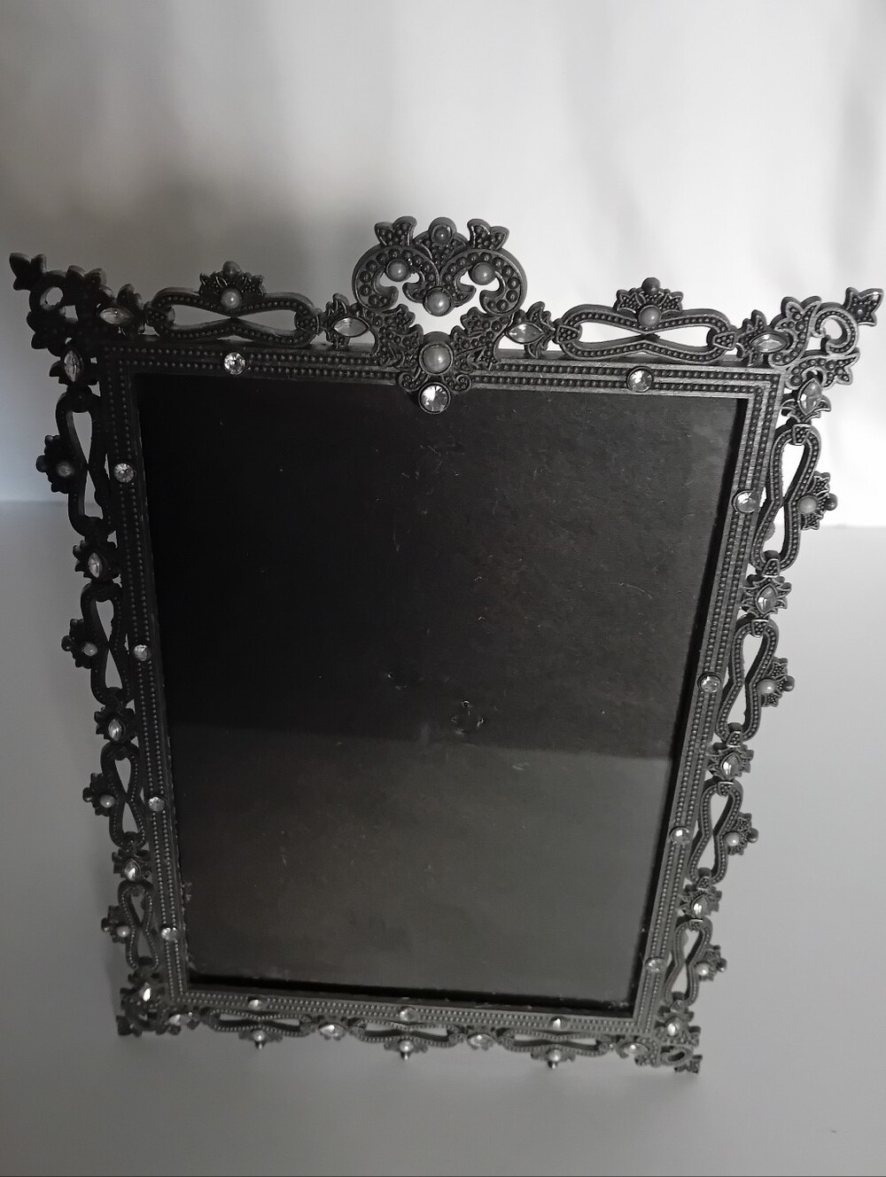 Ornate Decorative Picture Frame with Rhinestone And Pearl Accents 5×7
